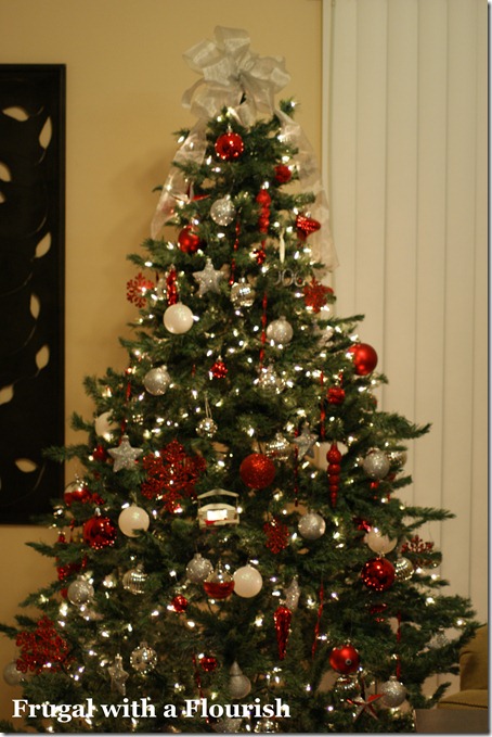 Frugal with a Flourish: Bling and Sparkle (aka my Christmas Tree)